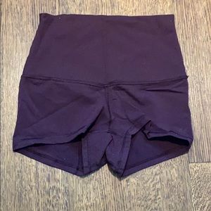 Compression short plum